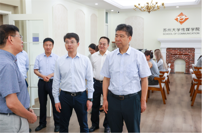 省人大常委会副主任、省社科联主席曲福田来苏开展社科工作调研